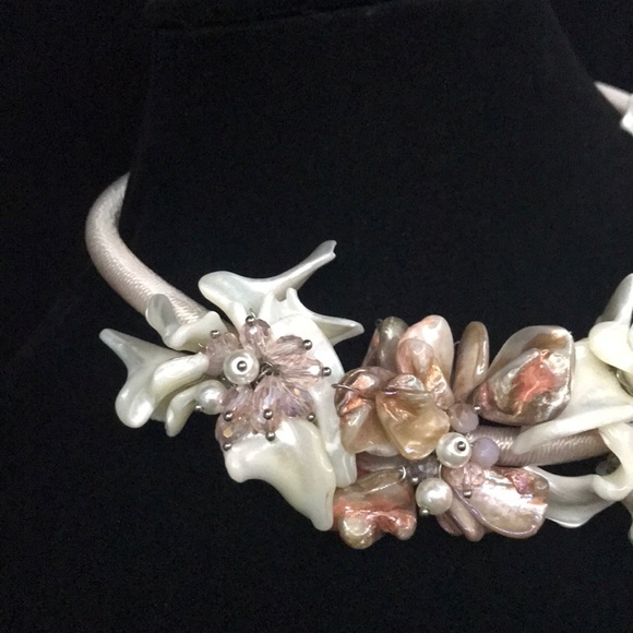 Pearl Choker - Picture 6 of 10